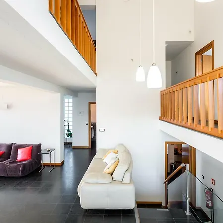 Whome | Praia Azul Beach House * Silveira (Lisbon)